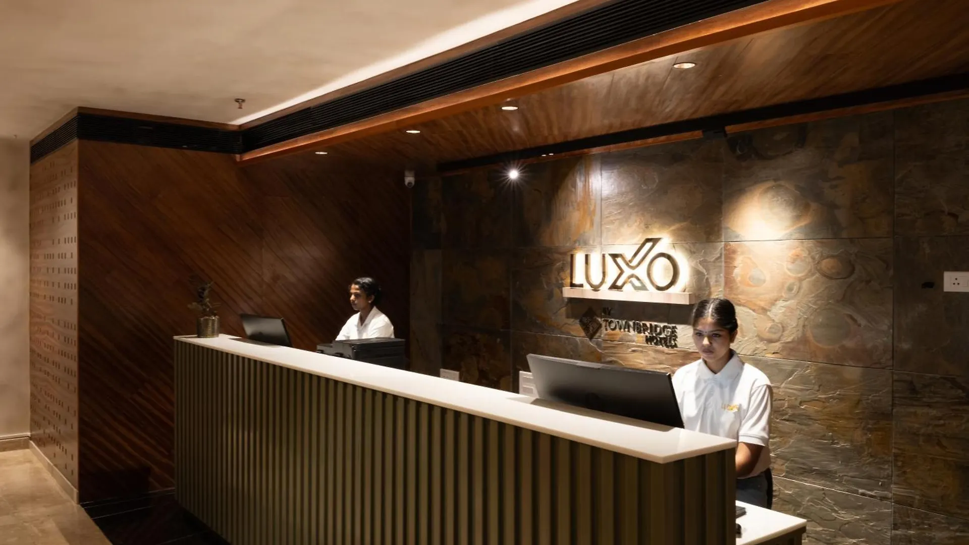 ****  Luxo Kochi Hotel India