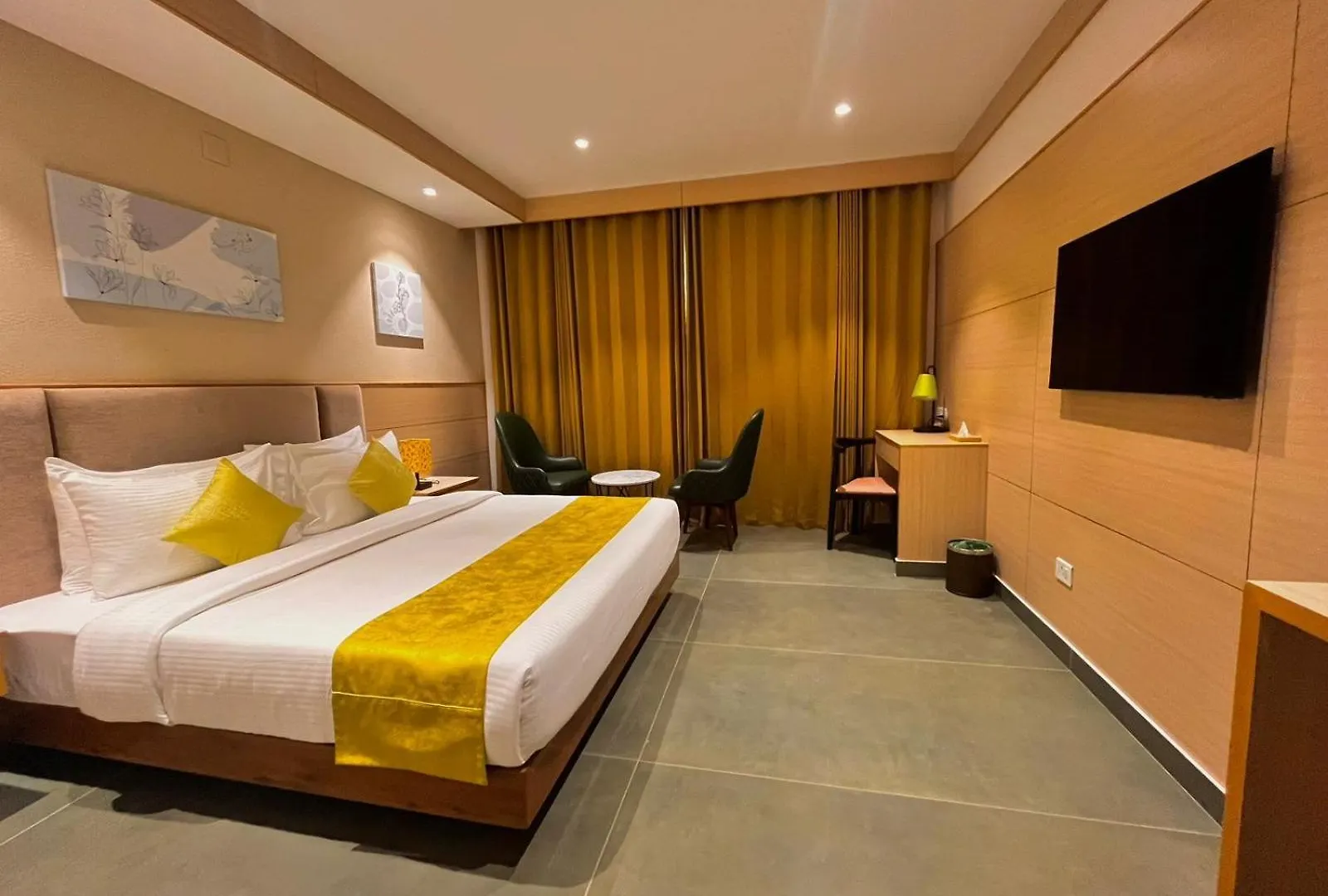 Luxo Kochi Hotel India